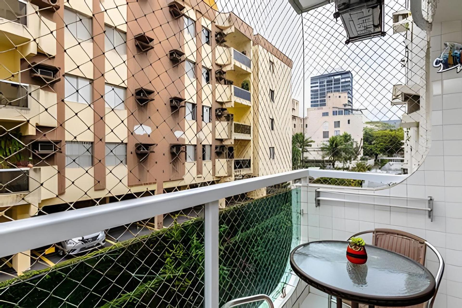 Apto Na Enseada Excelente Localizacao, 500M Da Praia, Garagem, Ar Condicionado Portaria 24 Horas Guarujá Exteriör bild